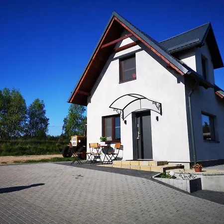 Деревянный коттедж Dobri Mol