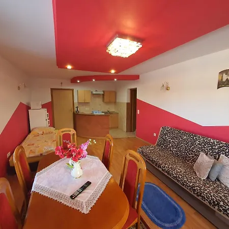 Dobri Mol Lodge