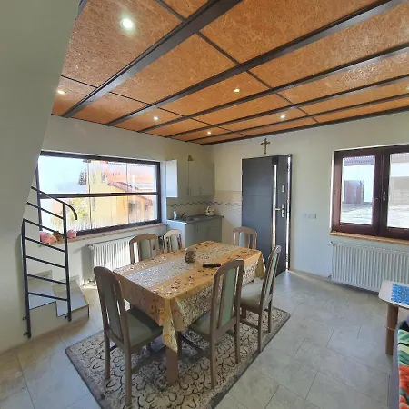 Lodge Dobri Mol
