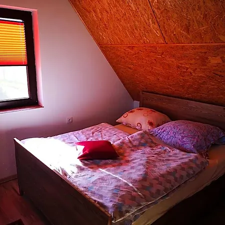 Dobri Mol Lodge